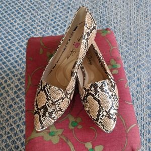 Snakeskin flats